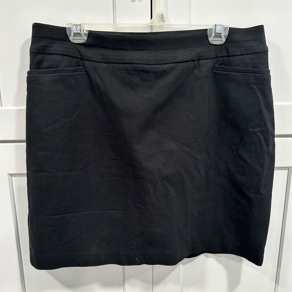 Chico's Women's Black Standard Size‎ 12 Skimmer Skort Casual Pull-On